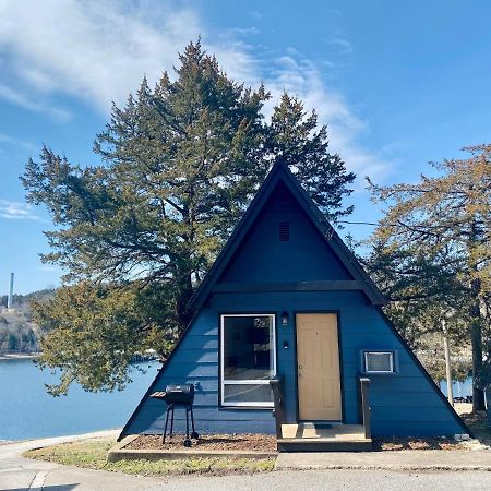Calm Waters Resort Indian Point ภายนอก รูปภาพ