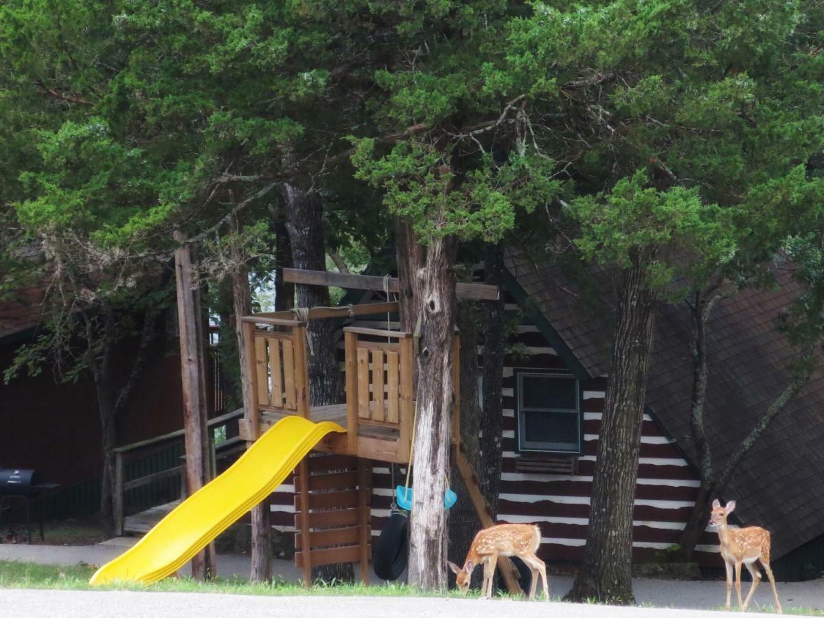 Calm Waters Resort Indian Point ภายนอก รูปภาพ