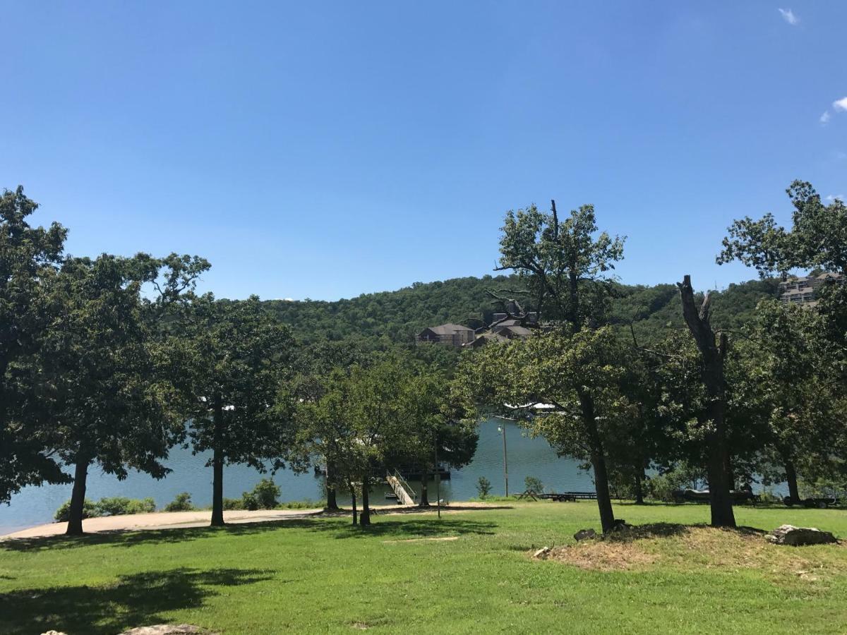 Calm Waters Resort Indian Point ภายนอก รูปภาพ